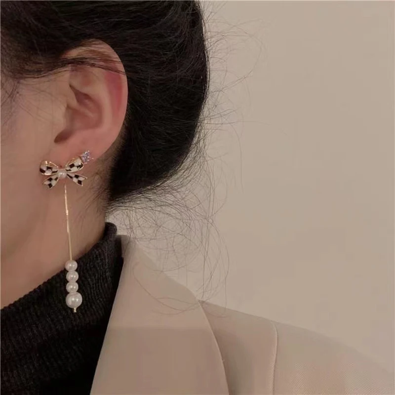 Duodaifa Black and White color Matching Bowknot Pearl Tassel Earrings 2023 Fashion Jewelry Party Women's Elegance Accessories