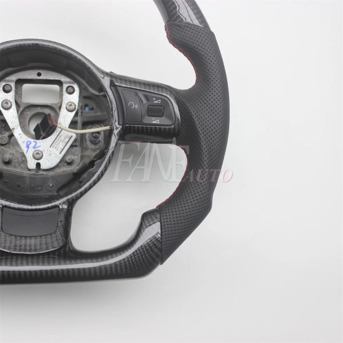 Replacement Real Carbon Fiber Steering Wheel with Leather for AUDI TT MK2 2006–2014 TTS R8