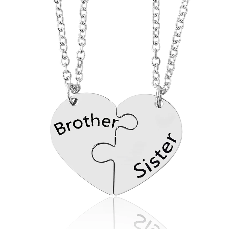 2 PCS Father Daughter Heart Pendant Necklace Brother Sister Puzzle Matching Necklaces Family Jewelry Gifts