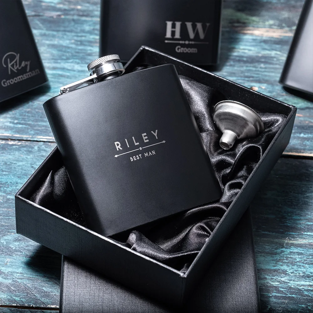 

Personalized Hip Flasks Set Stainless Steel Parti Gifts Person Brand Birthday Favor Wedding Gift Design Man 6oz Whiskey Alcohol