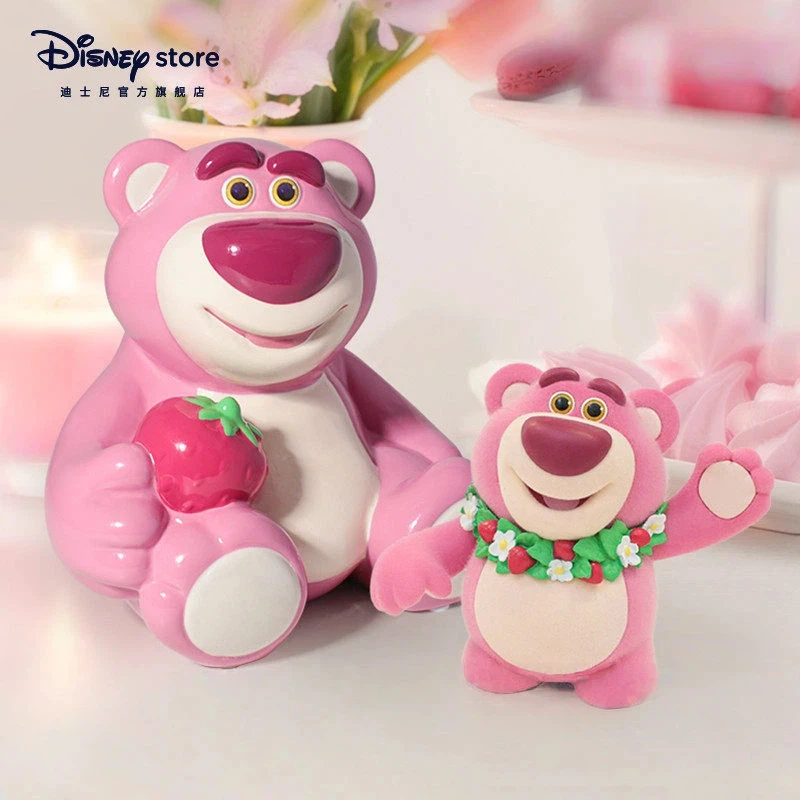 

Disney Official Lotso Huggin Bear Flocked Figurine With Strawberry Flower Wreath Cute Desktop Decor Collectible Gift For Girls