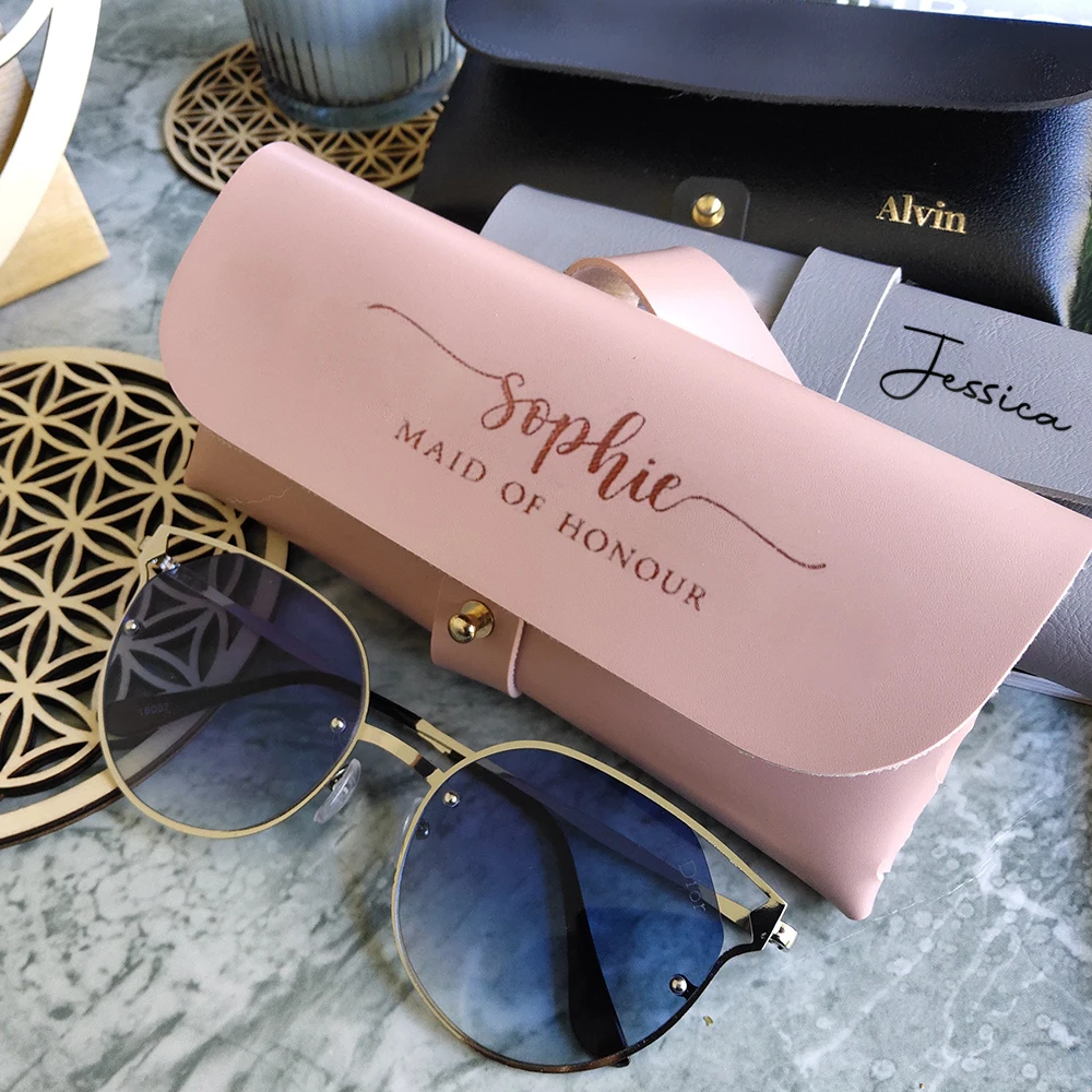 

Personalized Wedding Bridesmaid Guests Gifts Sunglasses Case For Women Bridal Shower Proposal Bachelorette Groomsmen Party Gift