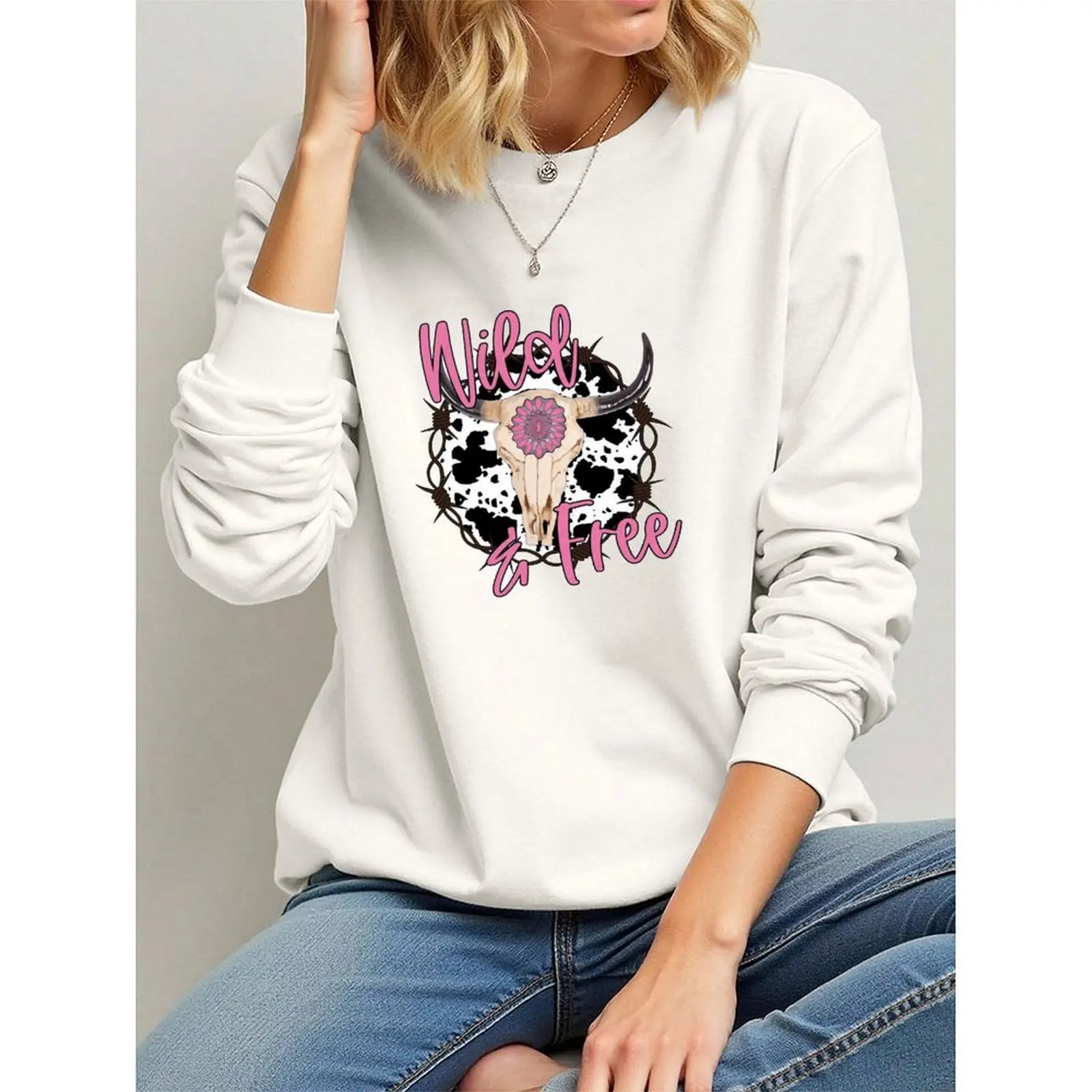 

Women's Sweater O Neck Sweatshirts Long-sleeved Velvet Winter Casual Fashionable Cowgirl Style Cow Skull Print Sweatshirt