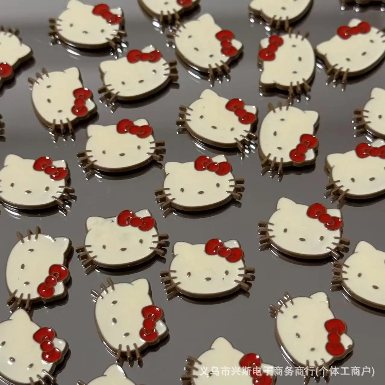

10pcs Kawaii Hello Kitty Alloy Cartoon Cute Drip Oil Accessories Phone Case Patch Hair Accessories Women Accessories Wholesale