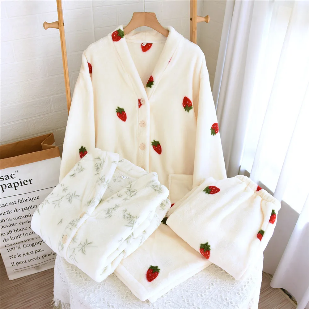 

Women's Print Coral Fleece Pajama Set Winter Warm Fleece Sleepwear Cozy Flannel Loungewear Homewear Suit Comfortable Nightwear