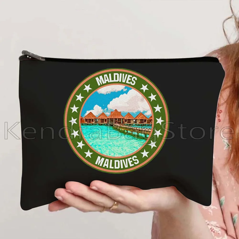 Vintage Maldives Manta Flag Map Palm Trees Sunset Beach Ocean Scenery Canvas Cosmetic Makeup Toilet Bag Pencil Case Zipper Pouch