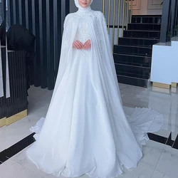 Vestidos de casamento muçulmanos com capa, gola alta, mangas compridas, trem de varredura, chiffon, lantejoulas, miçangas, hijab, vestidos de noiva personalizados