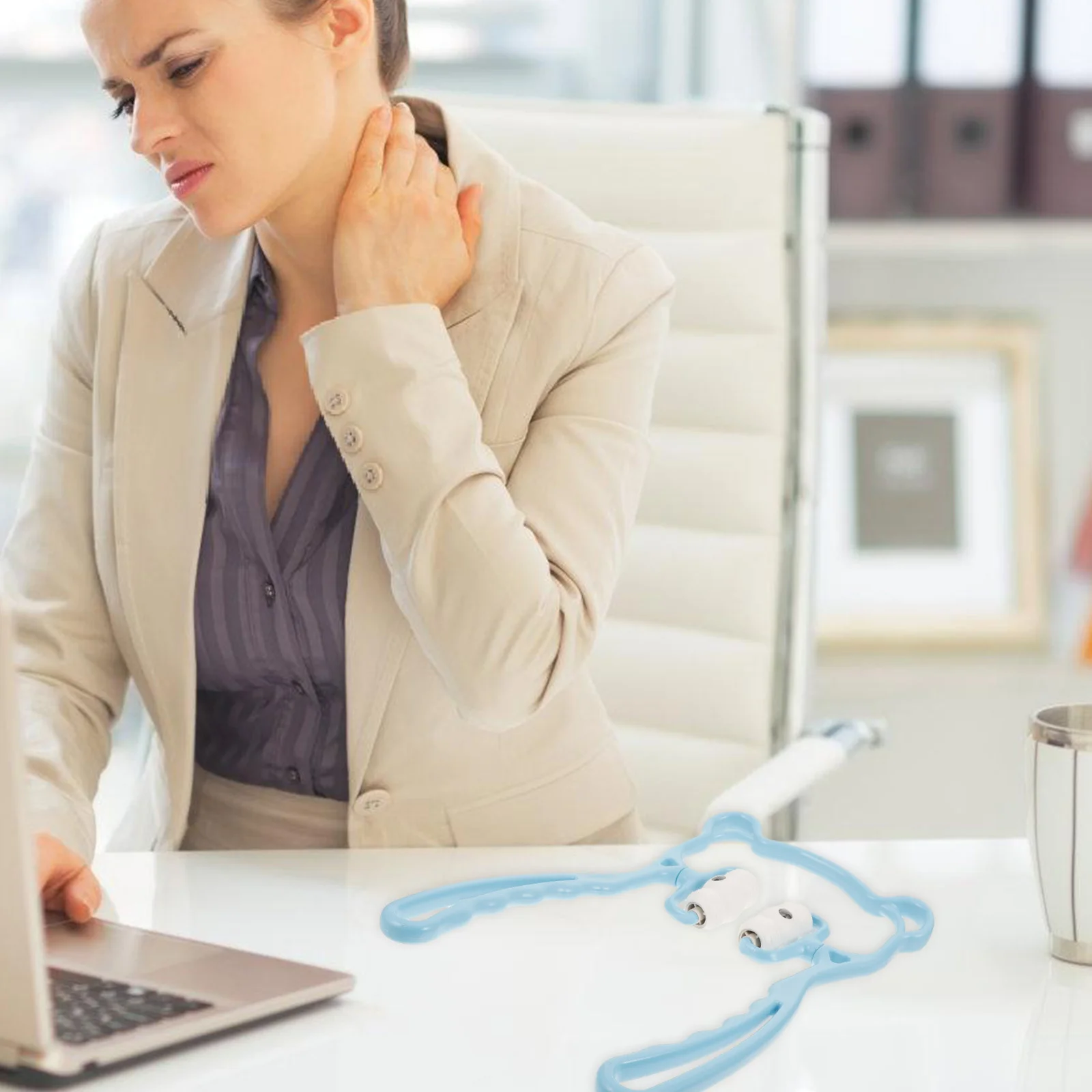 

Удобный массажер для шеи Эргономичный дизайн для снятия усталости плеч Легкий портативный массажный инструмент Массажер для шеи