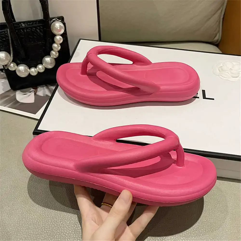 Oversize Opening Washable Guest Slippers Flat Women Sandals Transparent Shoes Women Sneakers Sports Boty Fitness