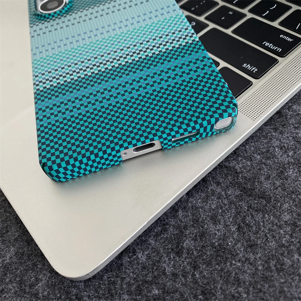 حافظة رفيعة بنمط ألياف الكربون المتدرجة لهاتف سامسونج جالاكسي S25 Plus S24 S23 Ultra غطاء مغناطيسي مقاوم للصدمات Funda