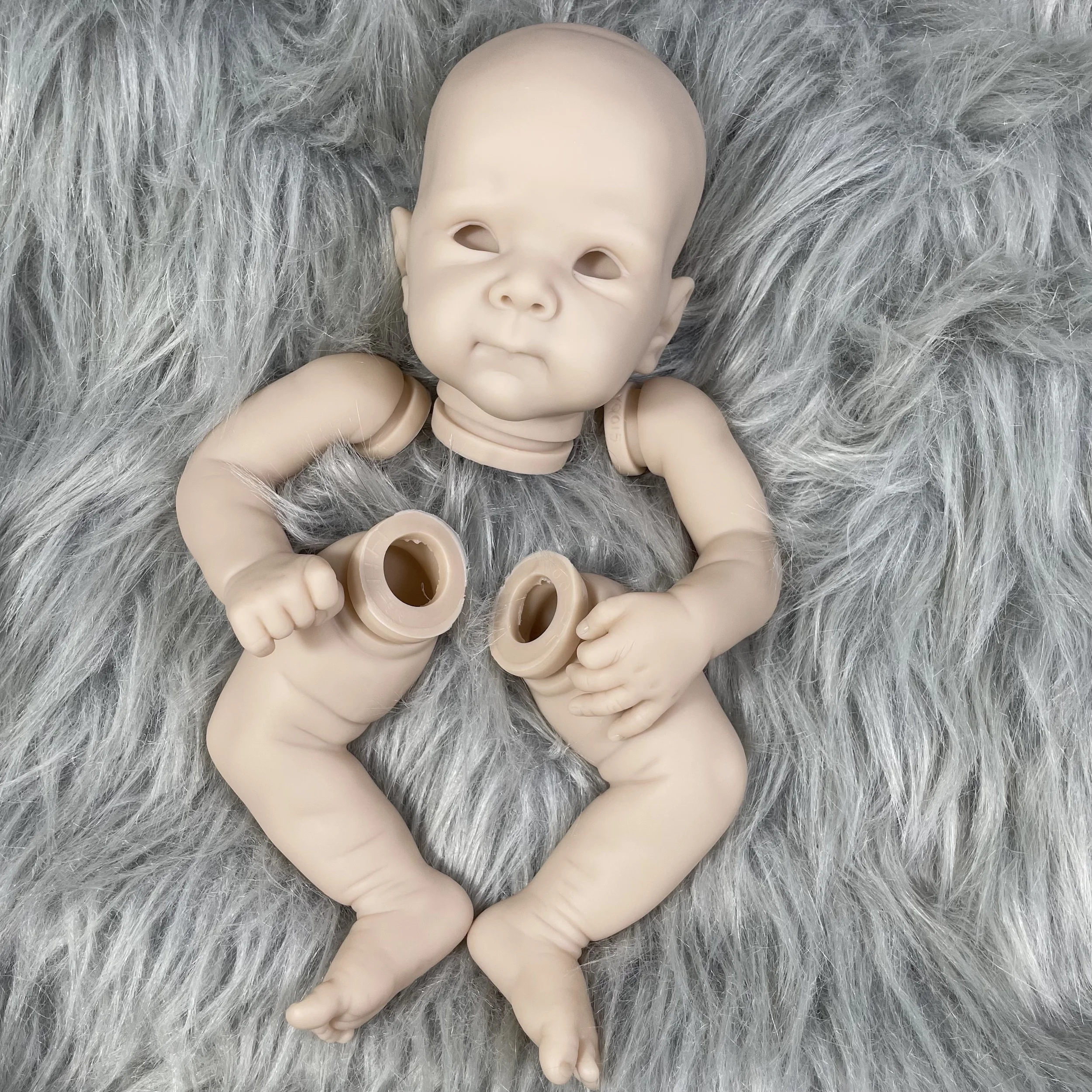 18inch Reborn Doll Kit Bettie Lifelike Unfinished Unpainted Fresh Color Blank Doll Kit with cloth Body