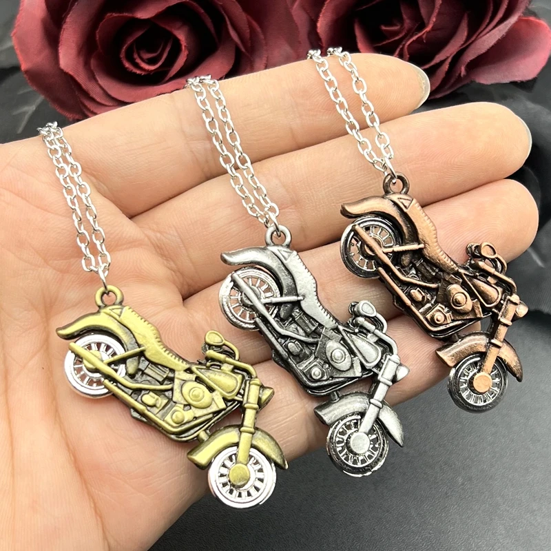 

Hot Selling Retro Alloy Punk Style Old School Hip Hop Neck Chain Locomotive Pendant Trendy Motorcycle Necklace for Men Jewelry