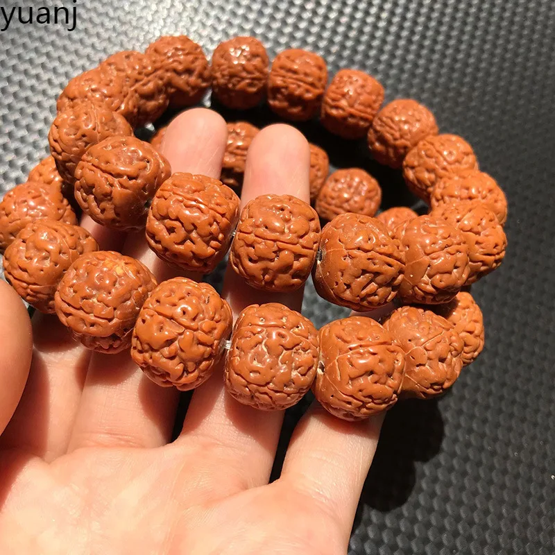 

Scale Pattern Large Strawberry King Bodhi High Density Single Circle Bracelet
