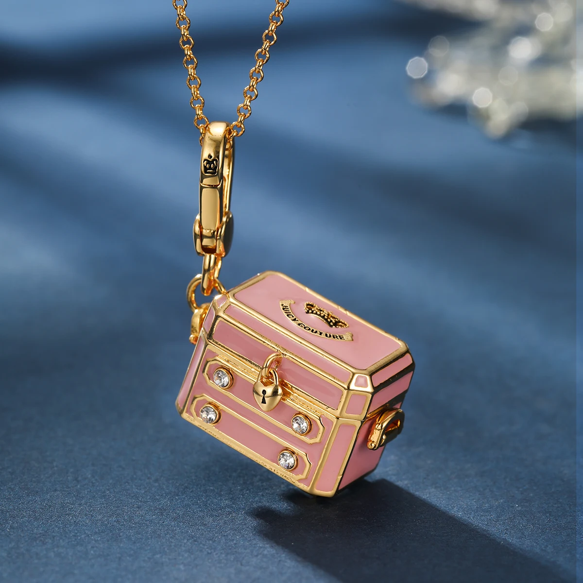 

1Pc Exquisite High-quality Enamel-painted Pink Jewelry Box With An Openable Design,Party Jewelry Keychain Christmas Gift