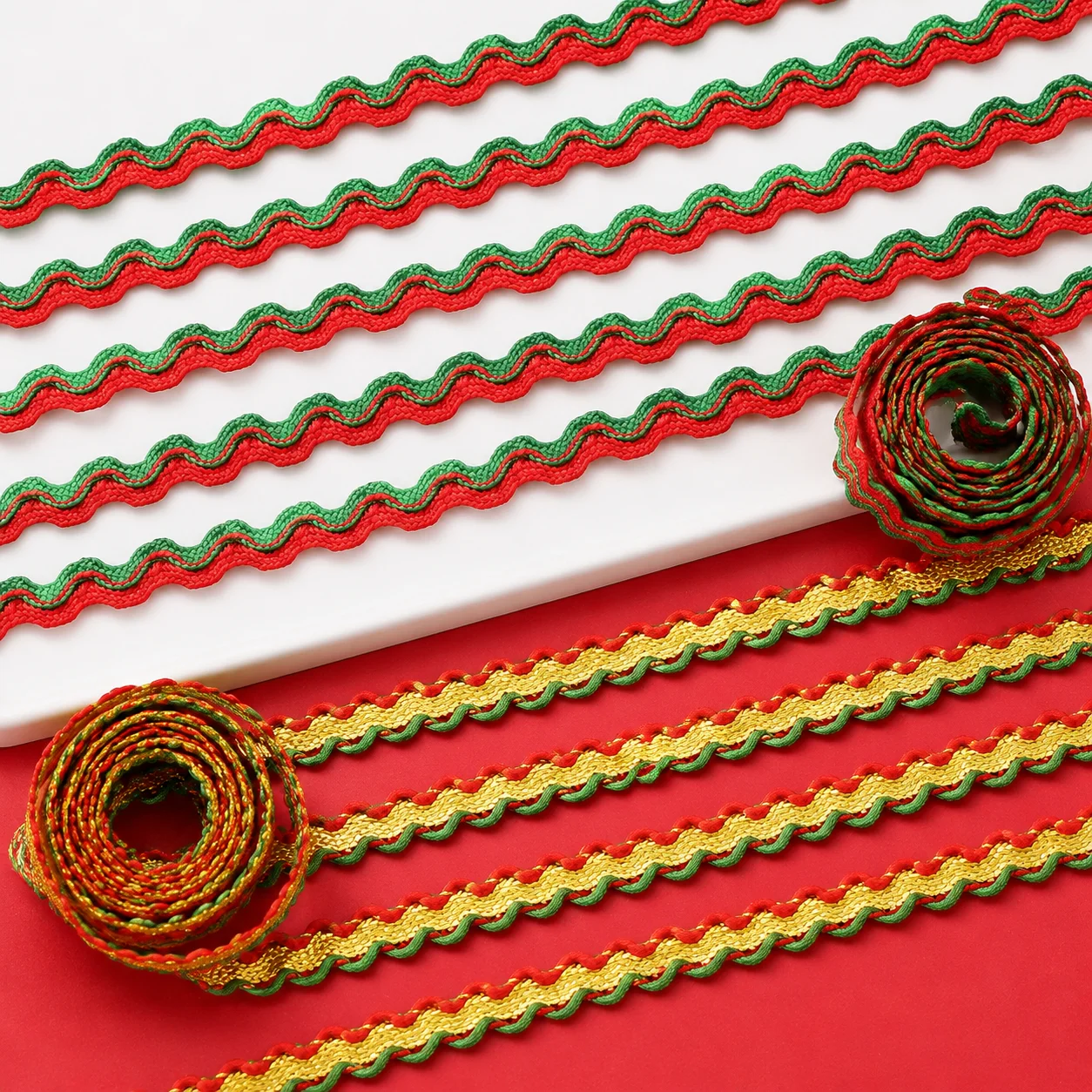 5MM Christmas Rickrack Braid Trim, Red Green Wave Wavy Edge Ribbon for Christmas Gift Wrapping DIY Sewing Craft Supplies