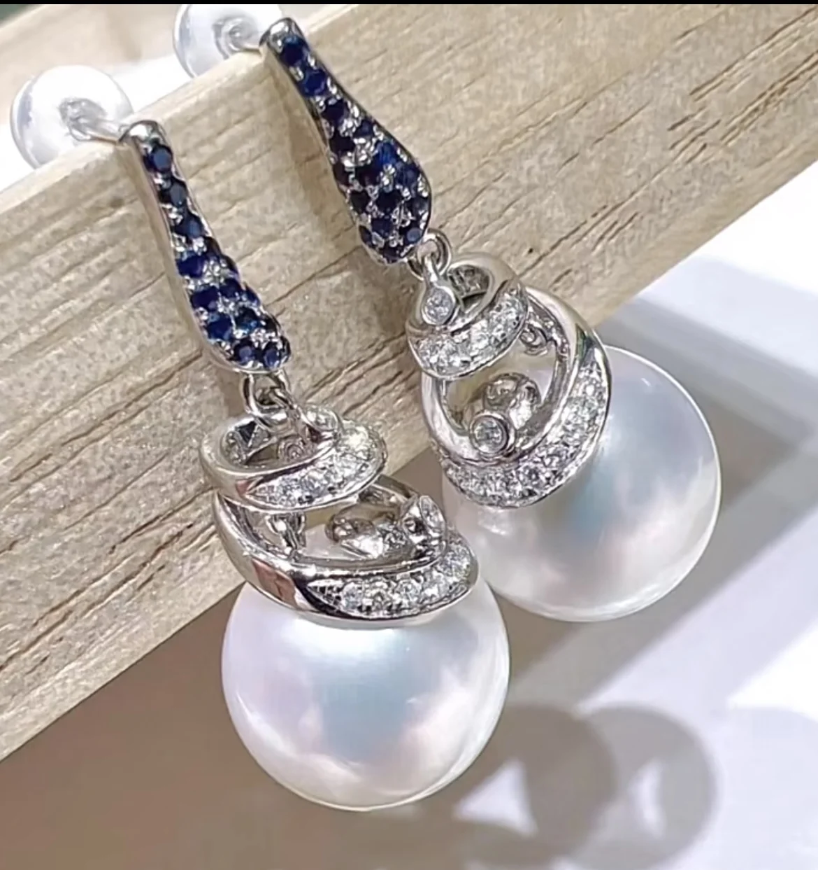 

Mini micro inlaid blue zirconium pearl earrings AAAA 11-12mm 12-13mm natural Japanese white round pearl earrings 925s