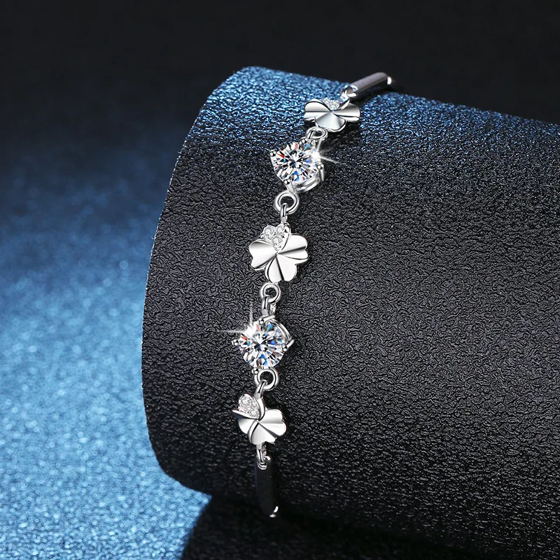 D color 1 carat moissanite PT950 platinum bracelet lucky four leaf clover 18Kgold diamond bracelet simple and fashionable