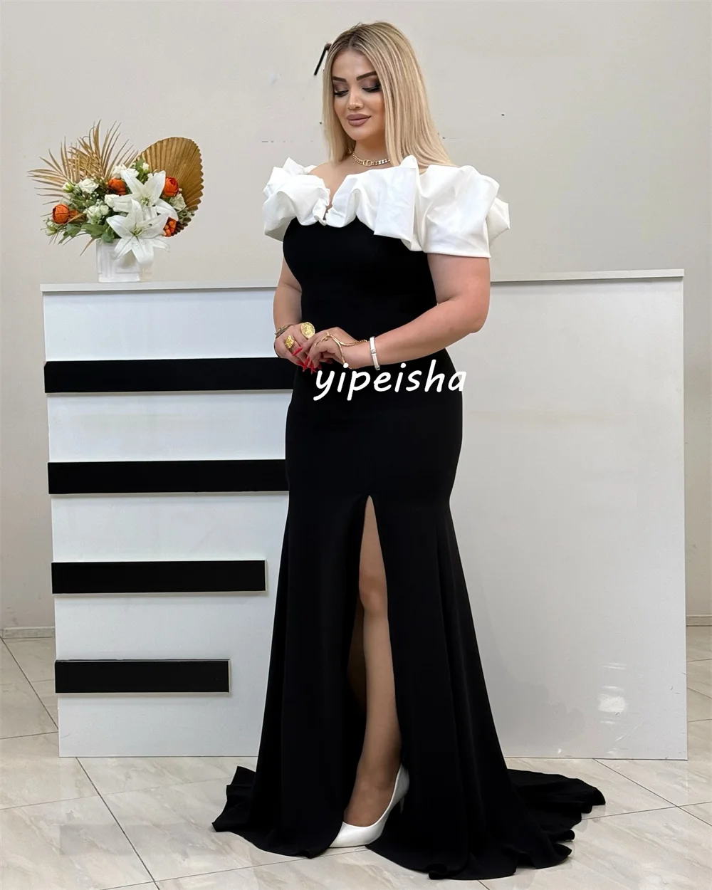 Customized Modern Style Sizes Available Pleat Ruched Draped Mermaid Off-the-shoulder Long Dresses Bespoke Occasion Dresses Sexy