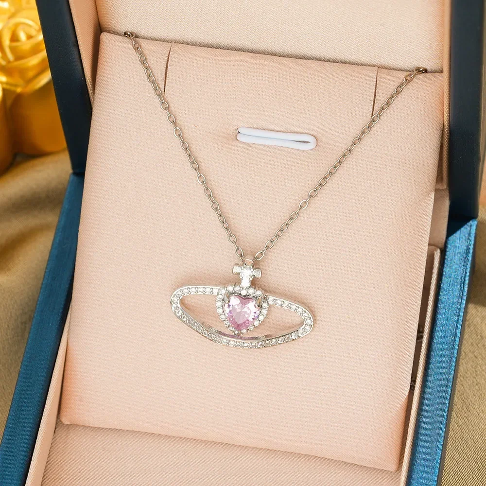 

A classic and fashionable heart-shaped necklace for women in 2025, exuding a sense of refinement