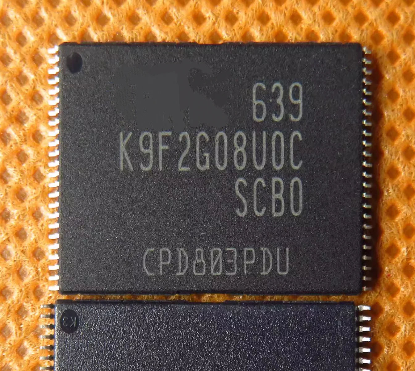 

10~100pcs/lot K9F2G08U0C-SCB0 K9F2G08UOC-SCBO SIB0 SIBO TSOP48 100% Brand New Original