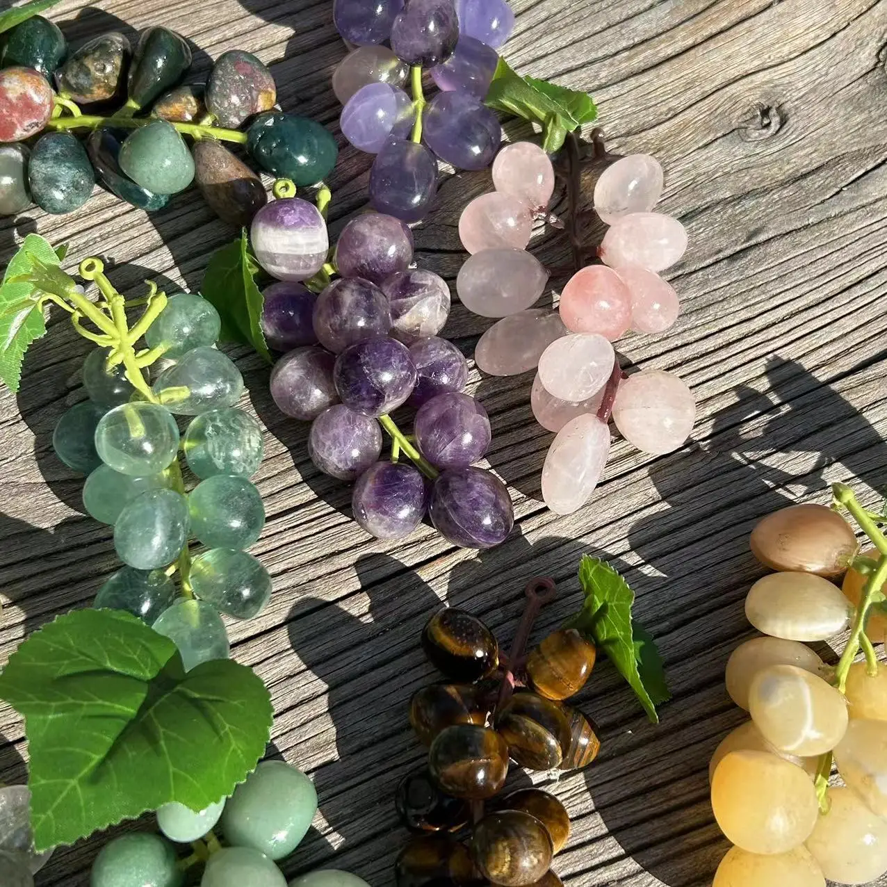 Wholesale Natural Crystals Grape Shape Carvings Quartz Reiki Healing Decoration