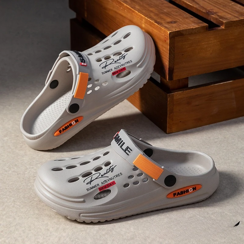 Men's Casual Slippers, Home Hole-Toe Breathable Hollow Upper, Fashionable Trendy Letter Print, Versatile Good-Looking, for Home