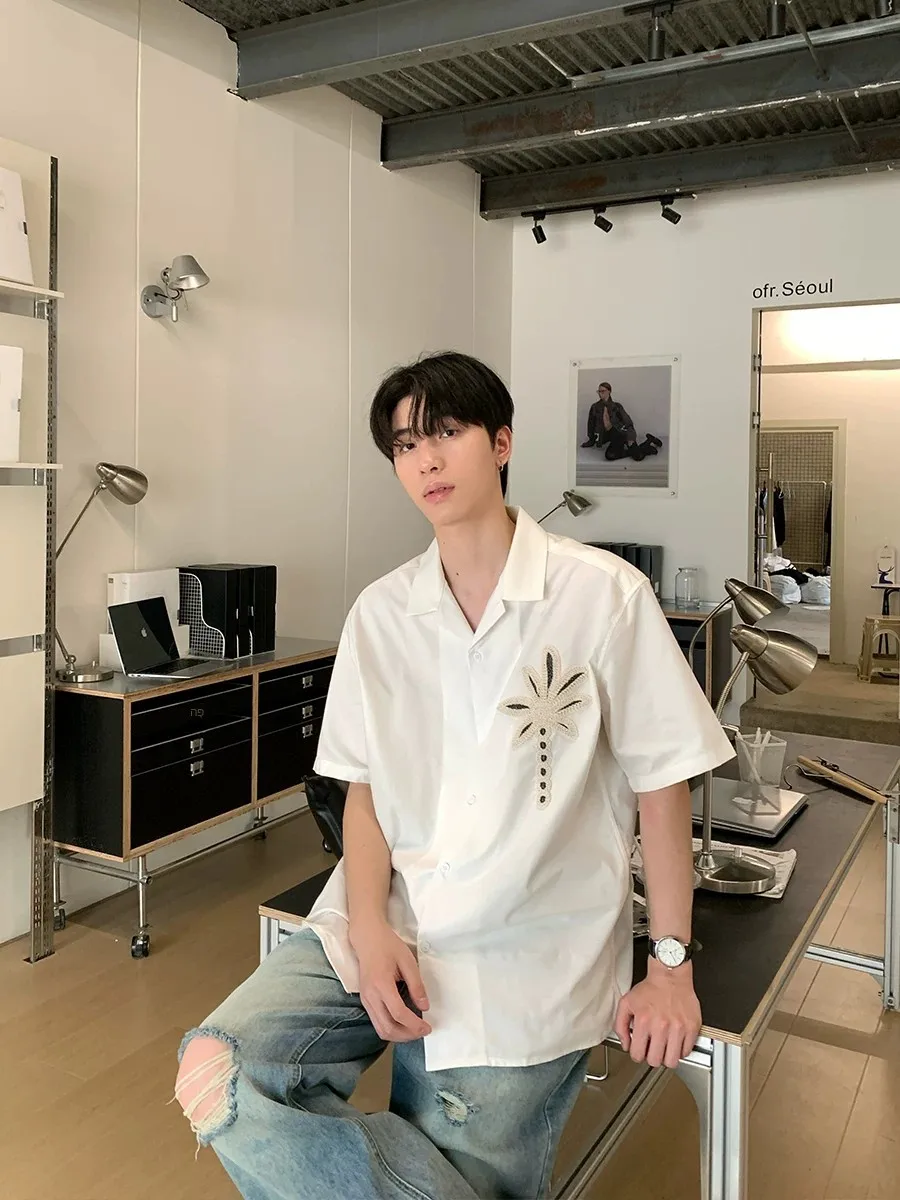 Korean Style Embroidered Loose Short Sleeve Shirt for Men Summer Fashionable Versatile Turn-down Collar Breathable Comfortable