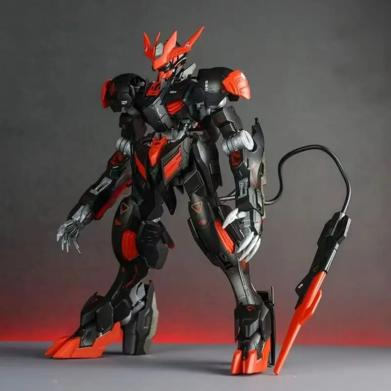 マックス・バルバトス ブラックウルフ ルプス 1/100 黒赤色 組立モデルキット アクションフィギュア ロボット プラスチックモデルキット ホビーおもちゃ ギフト