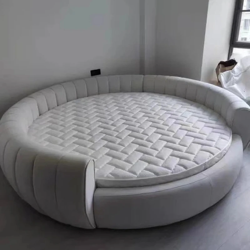 

Light luxury Senna round bed, puff cream wind double round bed