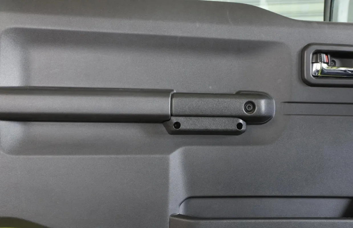 caixa-organizadora-de-armazenamento-para-apoio-de-braco-interno-da-porta-do-carro-com-suporte-para-celular-para-suzuki-jimny-5-portas-gl-xl-jc74-2023-2026-acessorios-internos