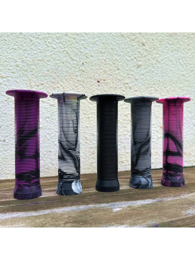 AliExpress Aofda Universal Mountain Bike Grip Mixed-color Striped Rubber Anti-skid Folding Car Cycling Handlebars Bicycle Soft Grips Parts