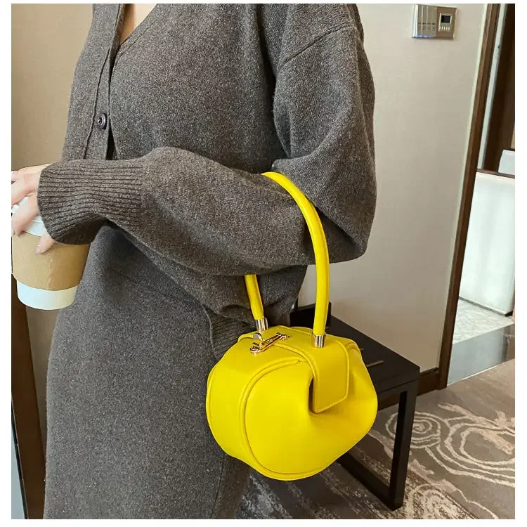 2024 Personalized Unique Design Phone Women\'s bag Small Ball Wallet  Trendy Small Square Bag High Quality Shoulder Underarm Bag