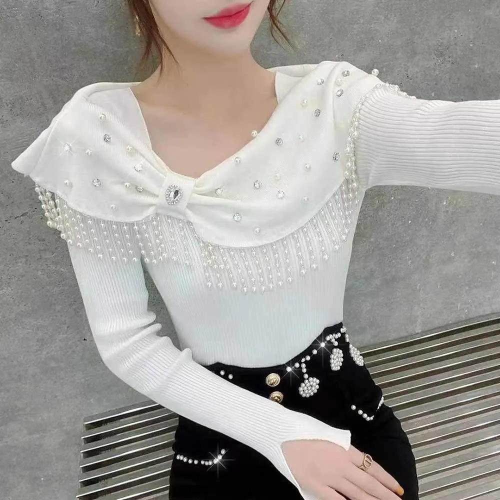 2022 New Korean Drill Beaded Sweater Women\'s Autumn winter French design sense fringed sweet long-sleeved bottoming top