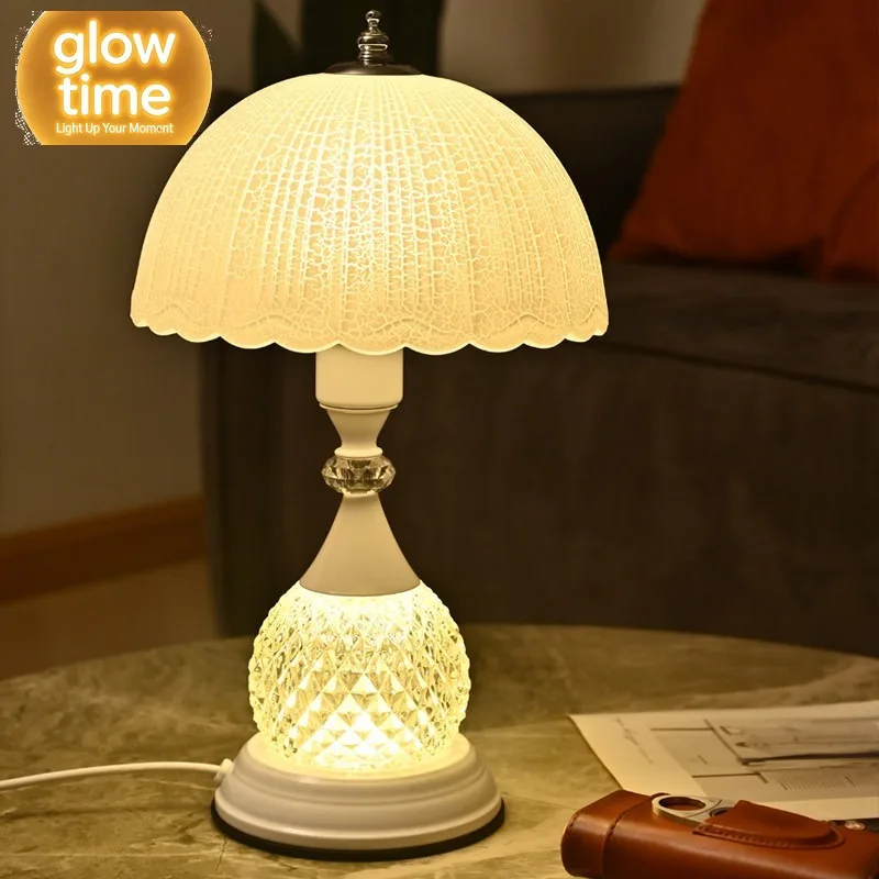 bedroom bedside lamp, master bedroom light luxury high-end bedside table lamp, simple high-value full-spectrum desk lamp