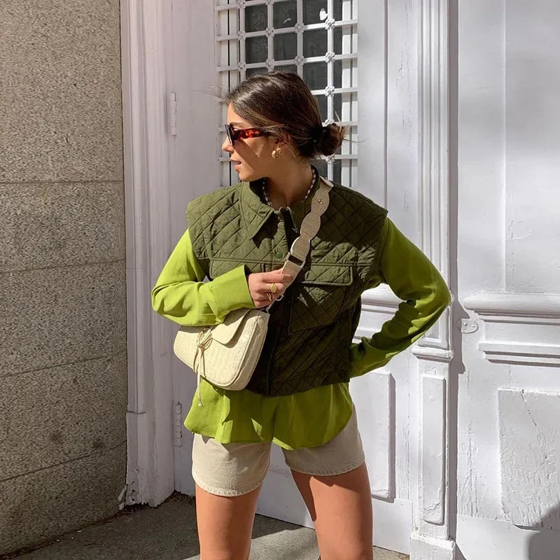 Vestiti invernali giacca semplice senza maniche donna bottone Streetwear gilet trapuntato cappotti colletto rovesciato cappotto in cotone solido 2023 Parka