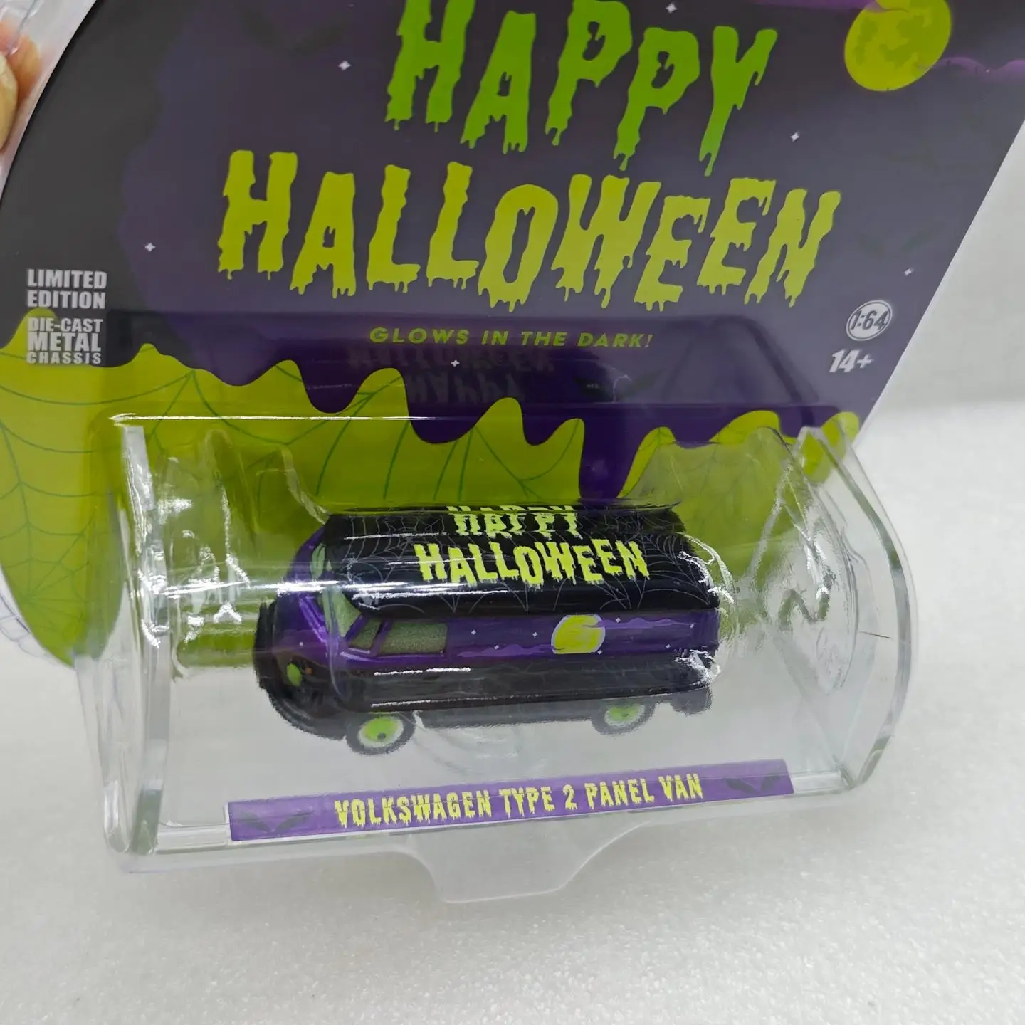 

GreenLight 1:64 Volkswagen Тип 2-панельный фургон-2025 Хэллоуин Имитация модели автомобиля Сплав Мини-игрушка Дисплей Орнамент Подарок