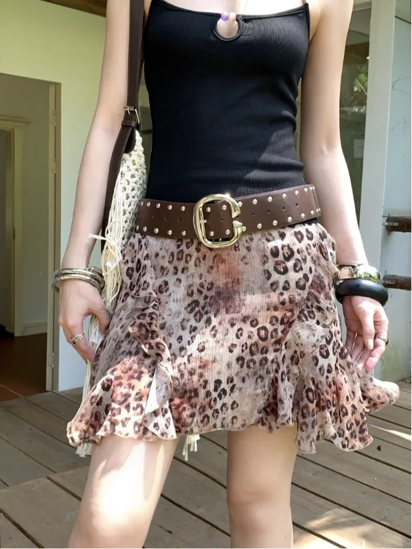 

Retro Leopard Print Skirt with Lace Hemline Slimming A-Line Design Flashing Effect Low Waist Commute Style Korean Version