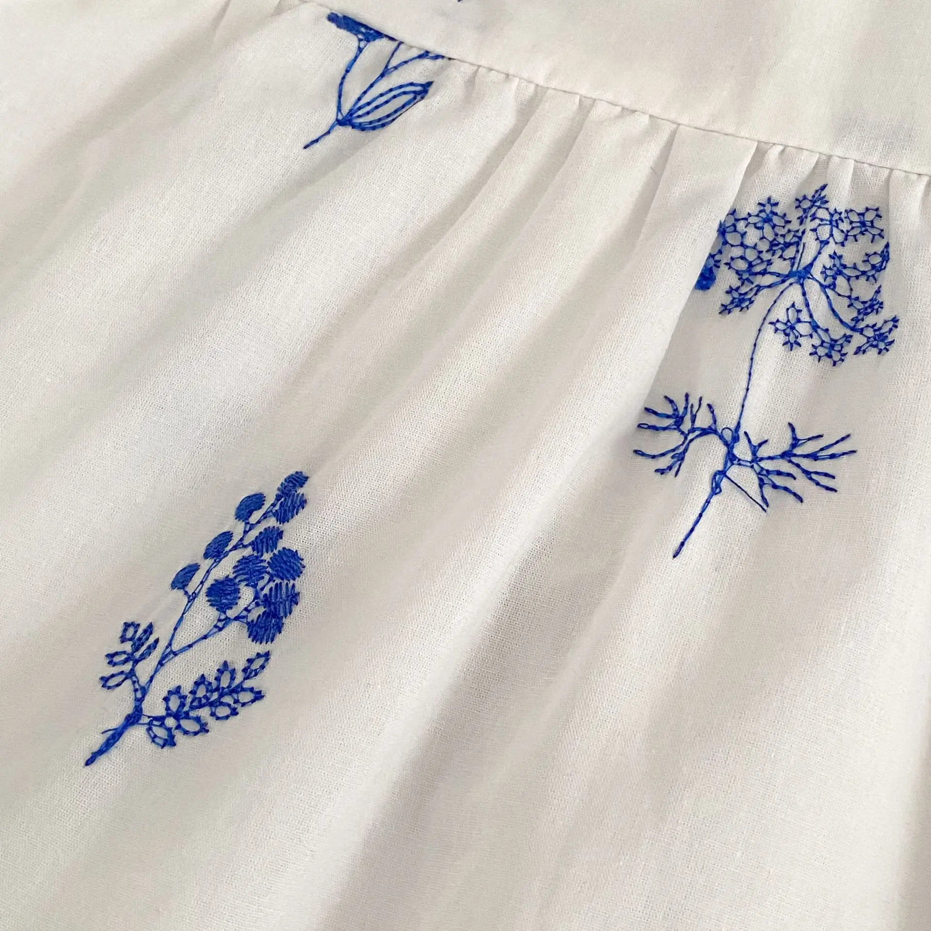 Sommer Neuer Stil 2-6 Jahre Mädchenkleid Kurzarm Babykleidung Kinderkleid Koreanisches Besticktes Mädchen Retro Schwesterkleid – Detail 19