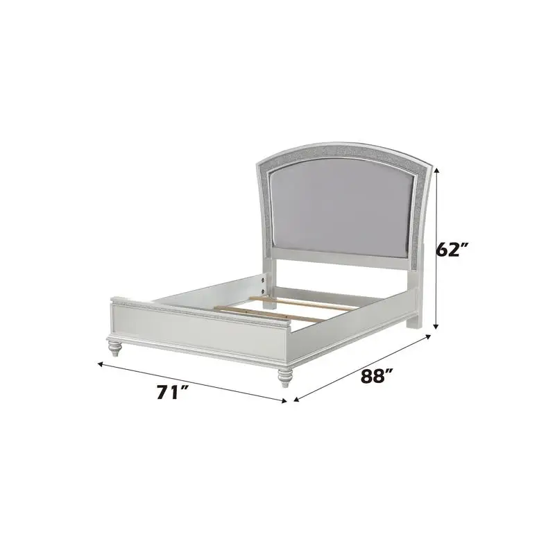 Queensize-Bett mit Stoffpolsterung und Platin-Finish
