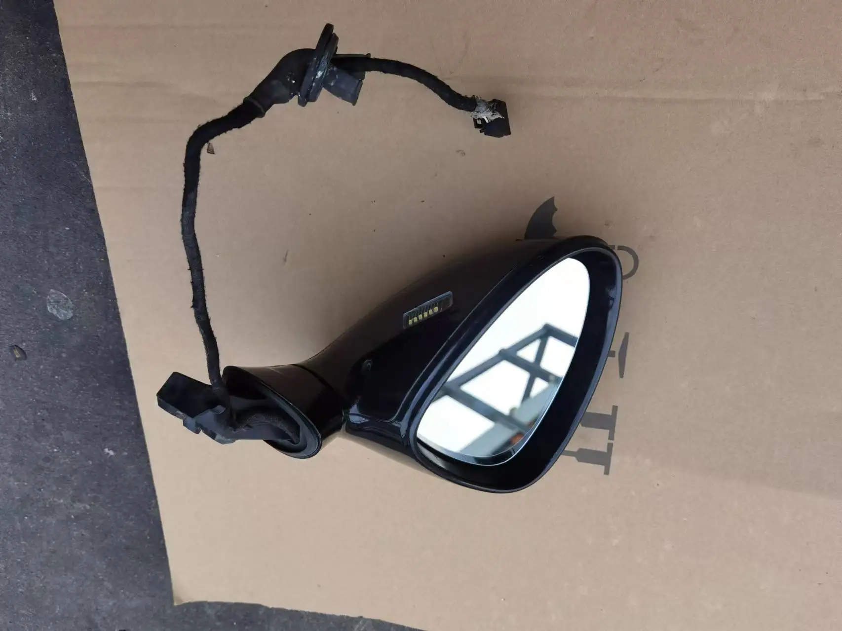 apply to 2009-2014 for Porsche Panamera 970 Auto Parts Rearview Mirror Automatic Folding New Condition ABS Material Left  Placem