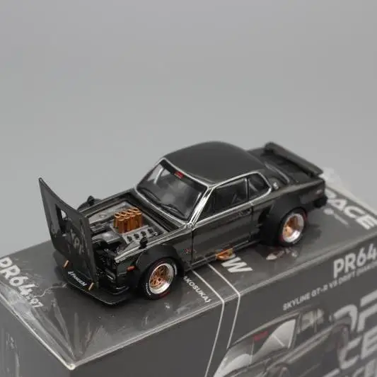 PopRace  1/64 GT-R  alloy car model toy