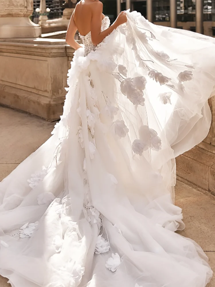 Vestidos de novia clásicos sin tirantes con apliques florales sin mangas Línea A vestidos de novia personalizados