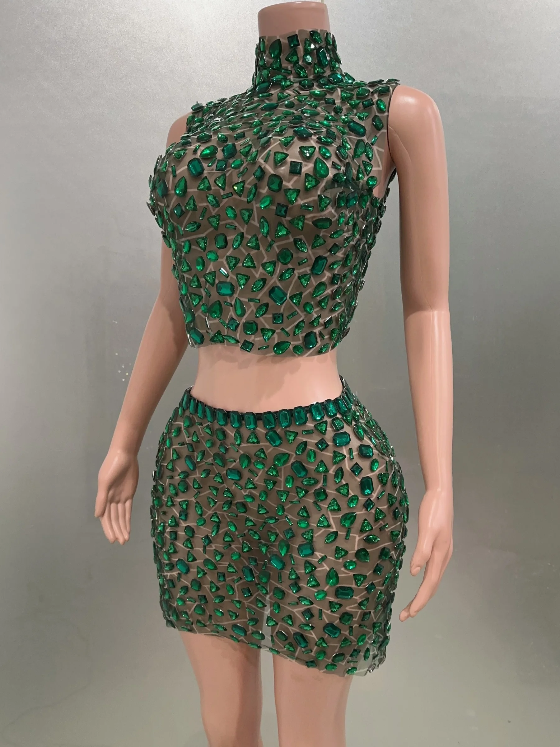 Flashing Rhinestones Green Color Sexy See-Through Tops Sheath Mini Skirt 2 Pieces Sets Evening Party Nightclub Singer Stage Wear