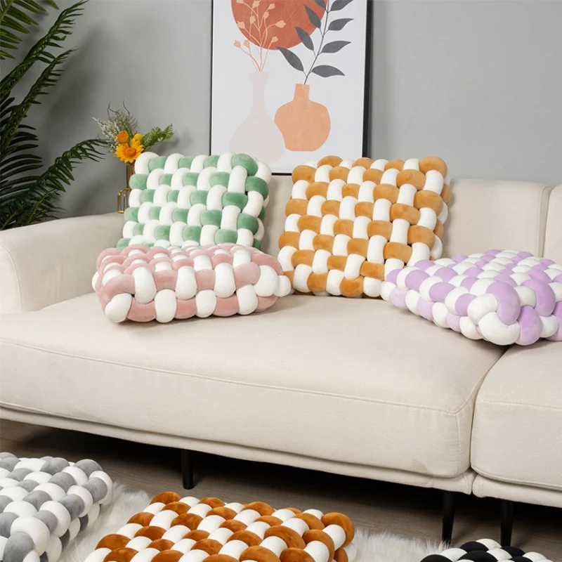 

New Square-shaped Home Woven Cushion Suitable for Sofas Bay Windows and as a Decorative Pillow or Backrest for Beds