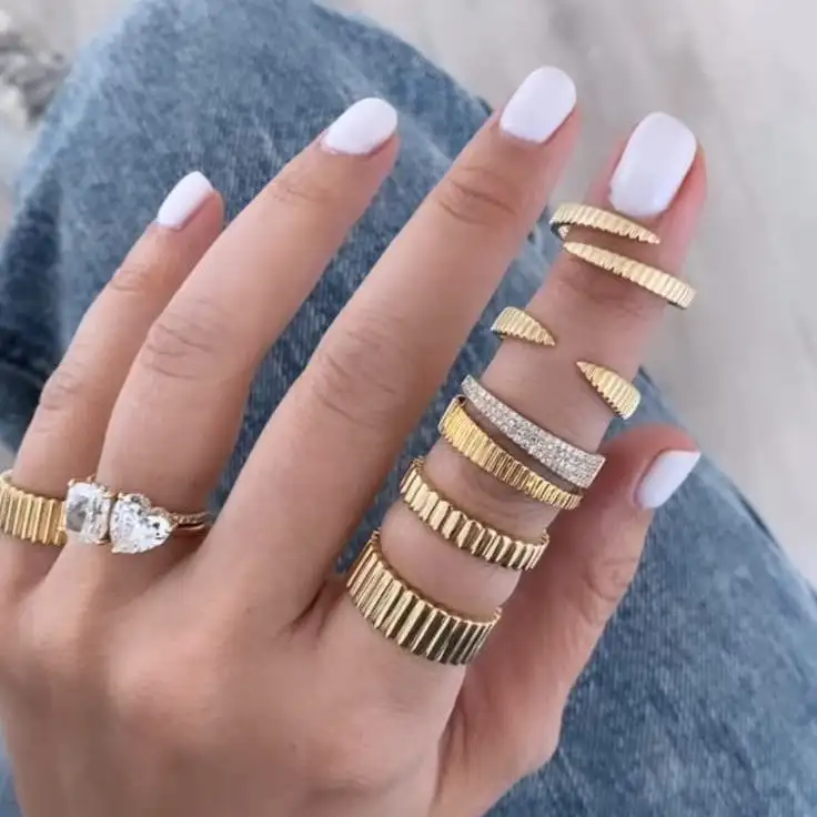 Wholesale Simple Fashion Women Finger Jewelry Open Adjusted Gold Color Spike Rings