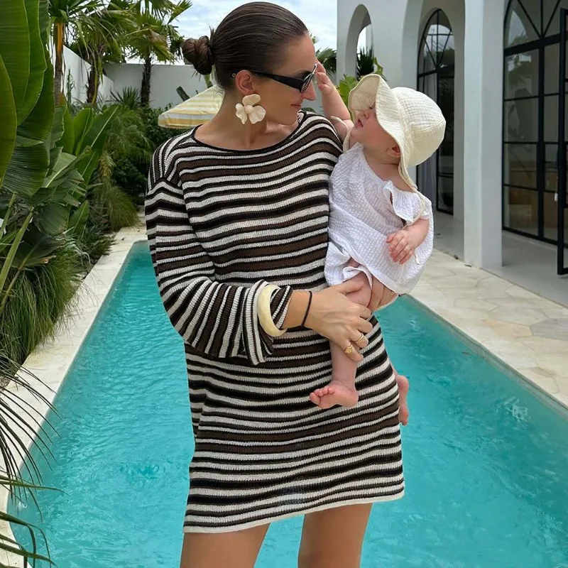 Pop tricot rayé Mini robe femmes mode dos nu découpe à manches longues robe en tricot plage vacances Boho robes décontractées amples