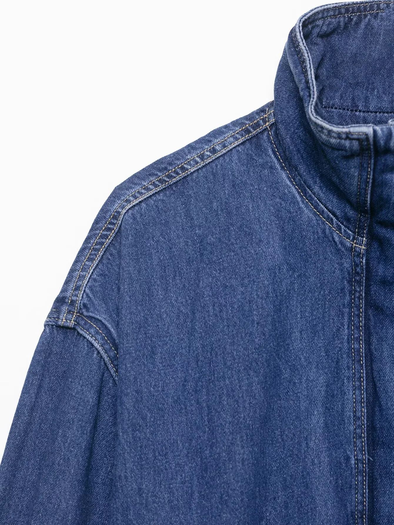 BSK&TRAF2025 ฤดูใบไม้ร่วงใหม่ผู้หญิงแฟชั่นลำลองย้อนยุคอเนกประสงค์หลวมคอปกแขนยาวแจ็คเก็ตยีนส์