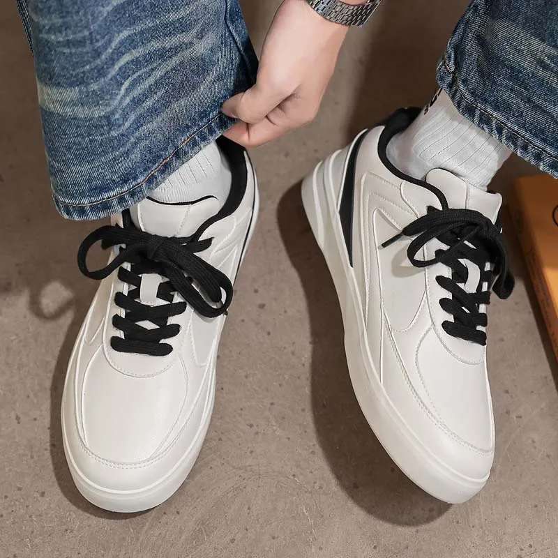 New model Highly popular Waterproof Anti slip Durable Shock absorbing Soft sole Mens casual shoes Comfortable Casual Stable grip