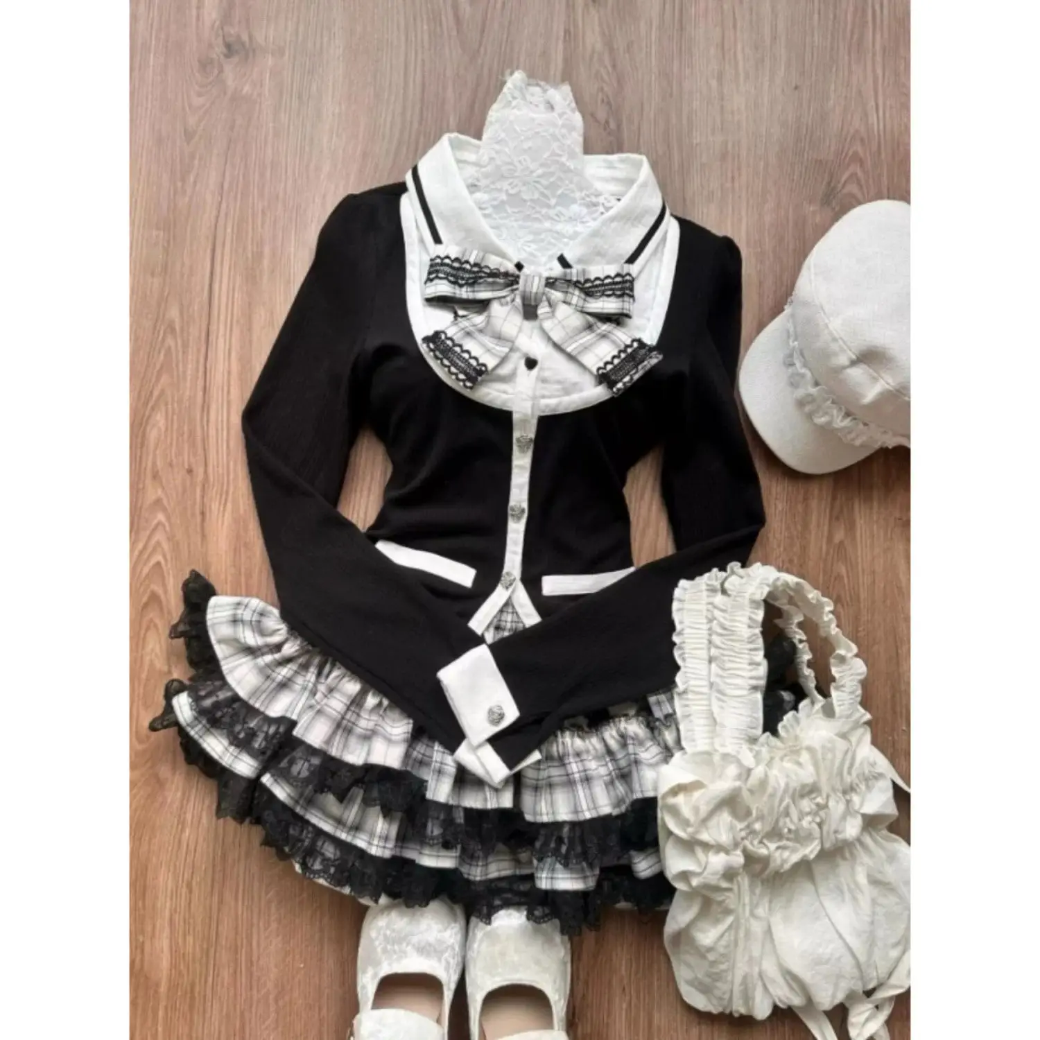 Inverno lolita doce novo conjunto de duas peças feminino blusa arco camisa + xadrez mini saia feminina moda coreana kawaii terno vintage 2024