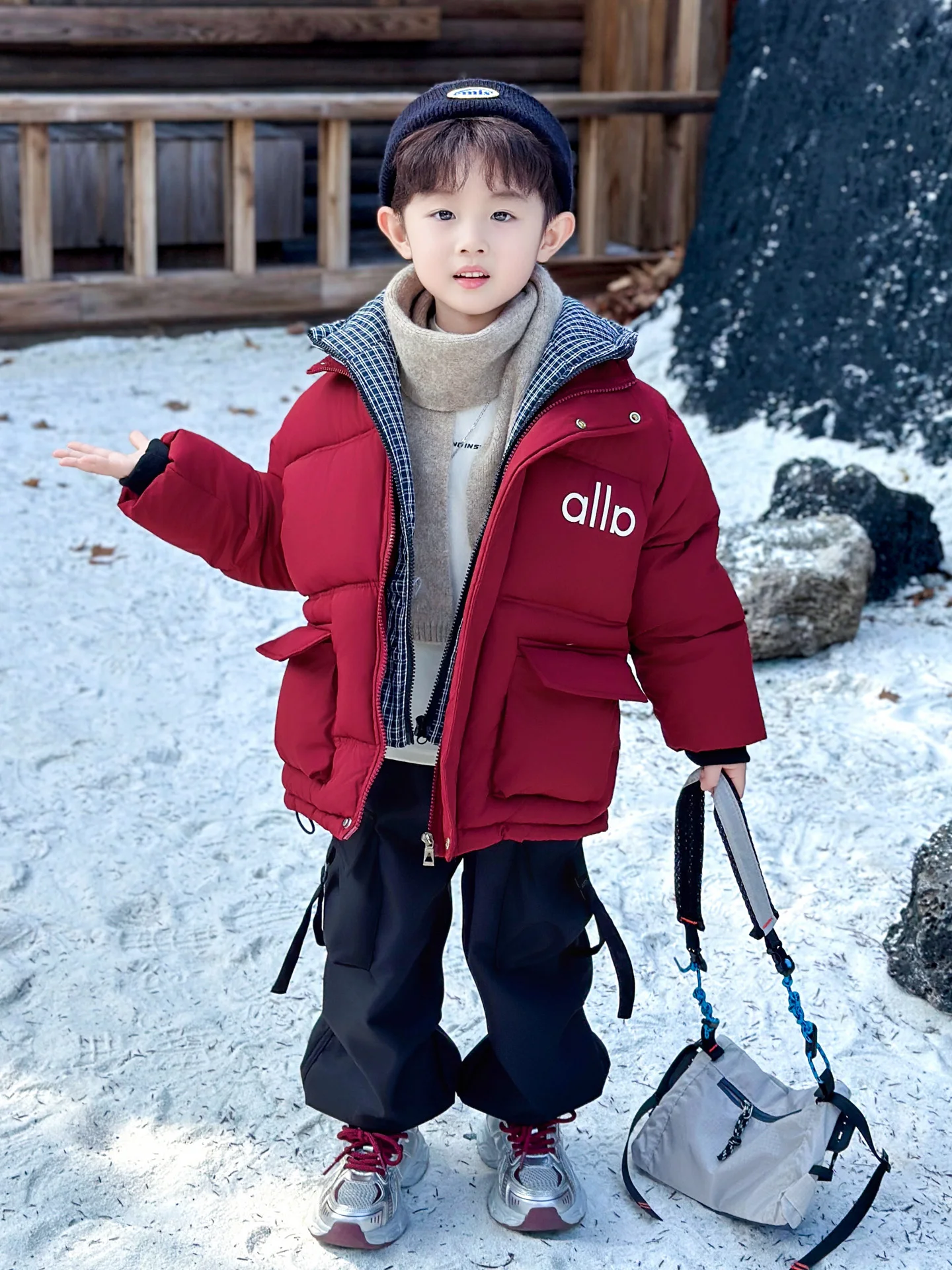 

Thiened Fce Winter Jaet for Boys Warmthable Splicing Cotton Clothes New Year's eetings Outerwear for Kids